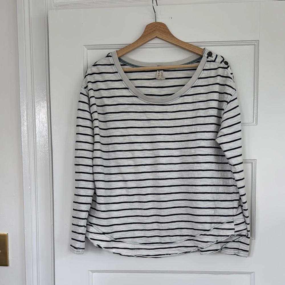 We The Free Cream White and Black Stripe Sweatshirt Medium